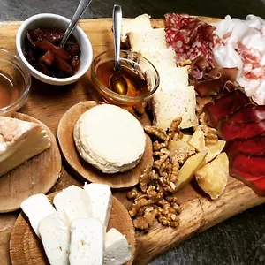 Di Charme E Ristorante Stallato Il Filo Di Paglia Séjour à la ferme